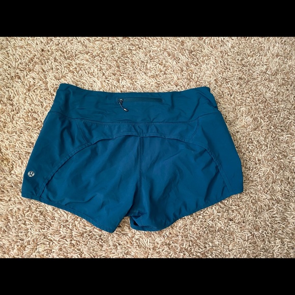 LULULEMON run times shorts - Picture 2 of 3